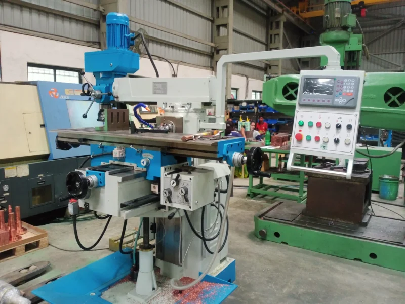 Universal Milling Machine