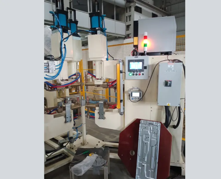 Air Conditional Base plate to Leg Welding 