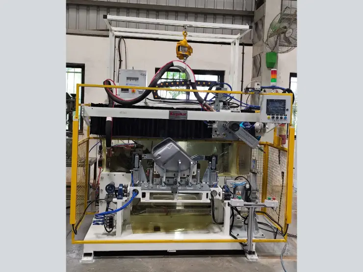  L & R Fuel Tank Tacking Machine